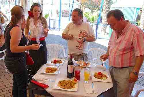 'Los Jiménez', brillantes vencedores del concurso de paellas 'Juan Jaime Rutllant' de 'La Bodeguiya'
