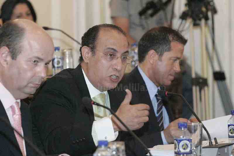El Gobierno acepta la propuesta de CPM de hacer públicos los bienes de sus miembros y los de la oposición
