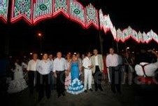 Comienza la Feria de Melilla con el encendido de la iluminación más austera y ahorrativa de los últimos años
