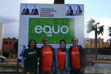 Equo denuncia ante los juzgados y la JEZ el destrozo de sus carteles