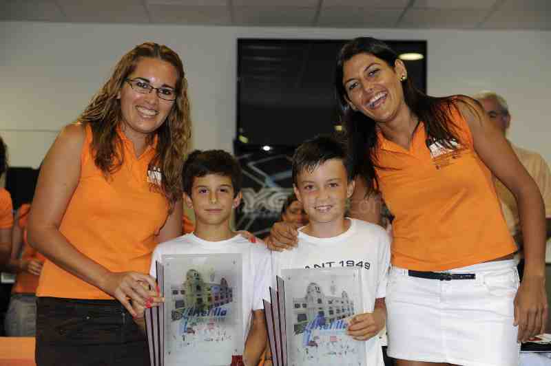 Éxito de participación en el I Torneo Benéfico de Pádel 'Melilla Acoge', con un centenar de participantes