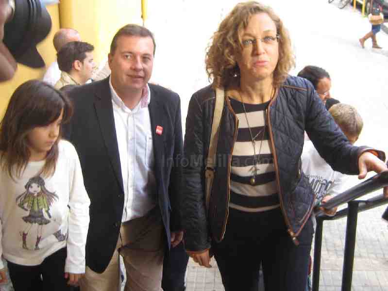 Rojas recuerda a los cuidadanos que hoy tienen la oportunidad de elegir el modelo de España que quieren