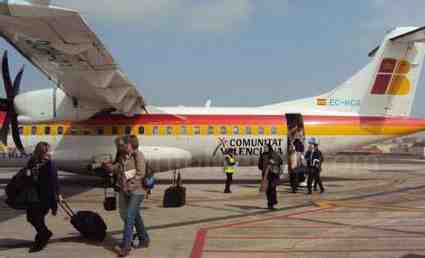 Iberia mantendrá servicios mínimos en las conexiones con Madrid y Málaga