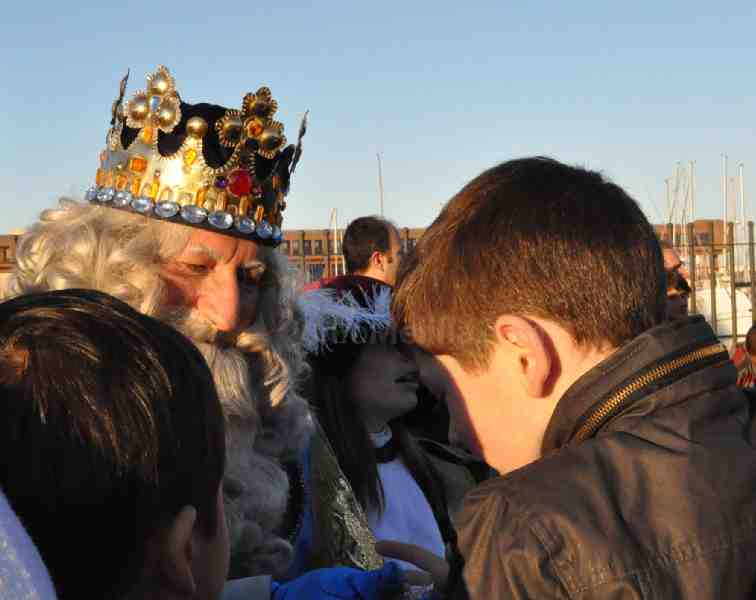 Los Reyes Magos traen alegría e ilusión a los niños melillenses