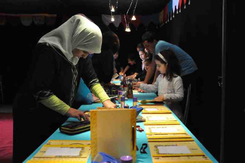 Teatro Mágico vuelve a meterse en el bolsillo a niños y no tan niños