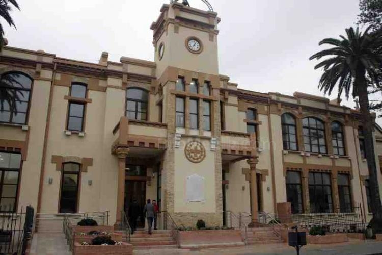 Fachada del edificio que acogerá el área de Economía y Hacienda