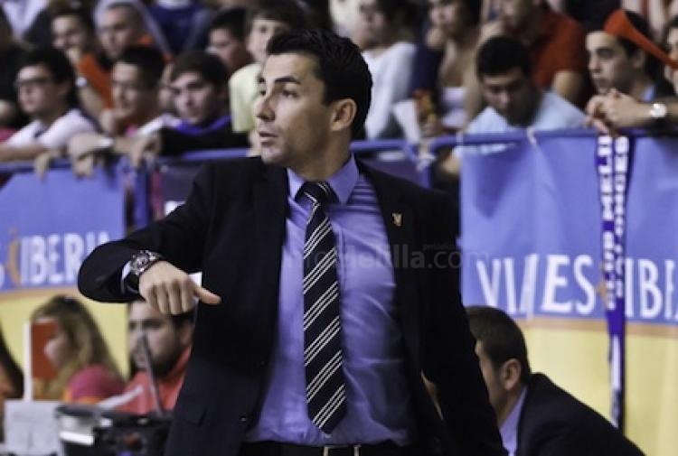 En un mal encuentro Melilla y Sanluqueño empataban a cero goles en el “Álvarez Claro”