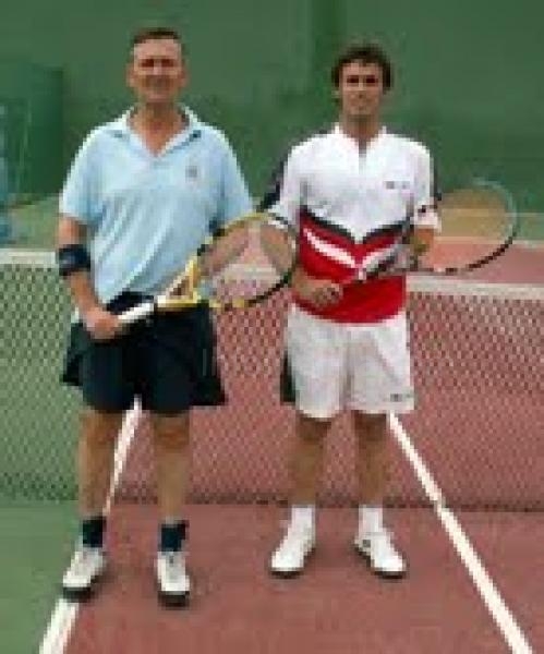 Tenis: Carlos Gámez se mantiene como el mejor tenista local