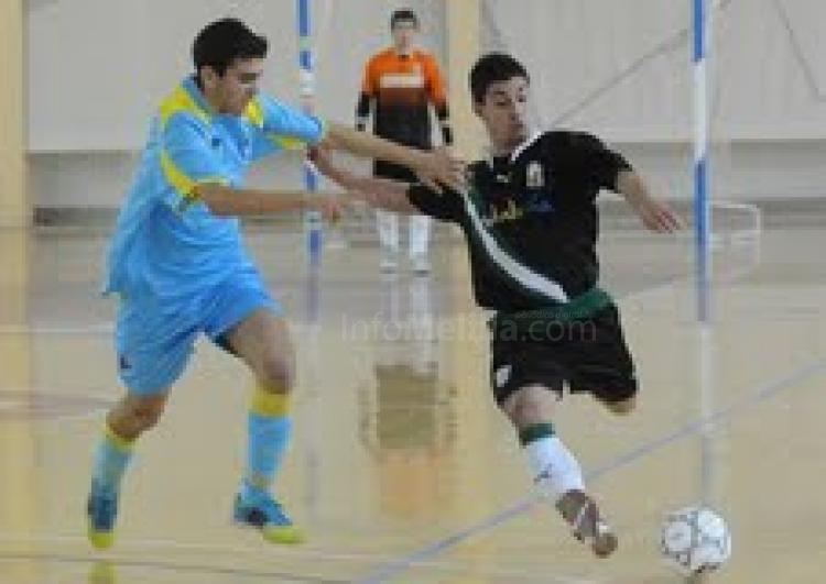 Tras empatar a tres goles los andaluces vencieron finalmente a los melillenses en la tanda de penaltis