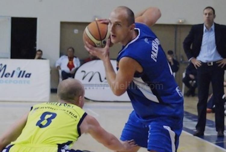 Darius Pakamanis en su primera época de Melilla Baloncesto