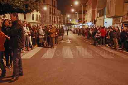 Jesús Nazareno y la Virgen de los Dolores recorren juntos Melilla en la noche del Miércoles Santo
