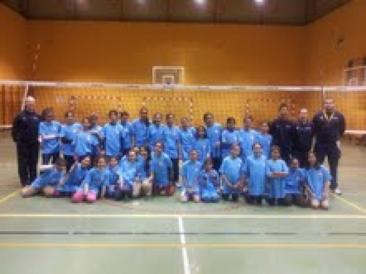 Gran éxito de participación en el torneo de Voleibol para conmemorar el "Día Internacional de la Mujer"