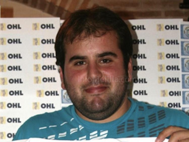 Quique Soto, técnico del conjunto melillense