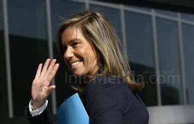 La ministra de Sanidad, Servicios Sociales e Igualdad afirma que “los mayores son una pieza clave de nuestra sociedad”
