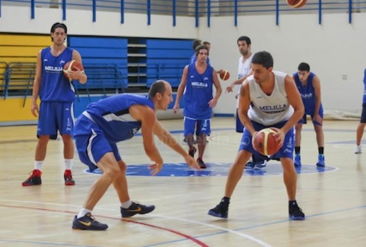 Los melilenses entrenan ya pensando en el Barcelona Regal B