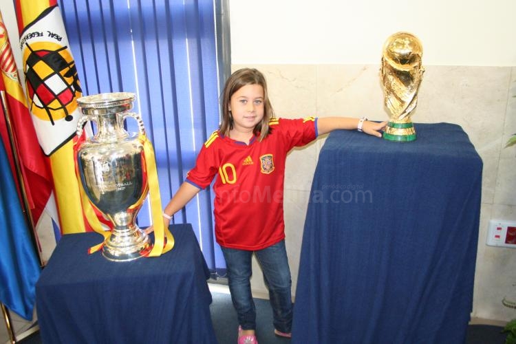 Deporte/Sociedad: Las Copas del Mundo y Europa ganadas por España, de nuevo estarán en Melilla