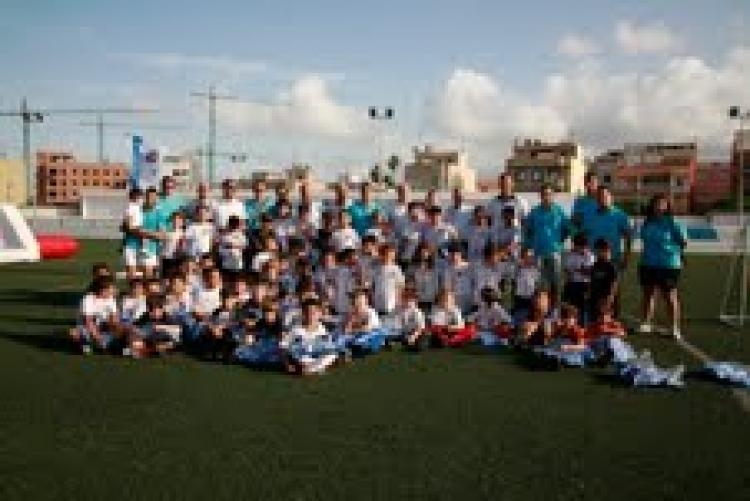 La Escuela de Fútbol echa el telón al curso 2011-2012 con la entrega de medallas
