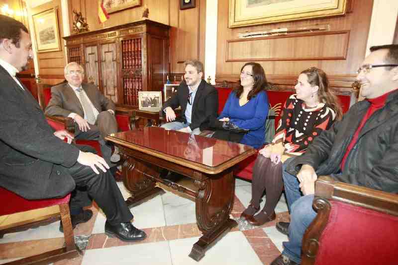Momento de la reunión entre Imbroda y la Asociación de la Prensa