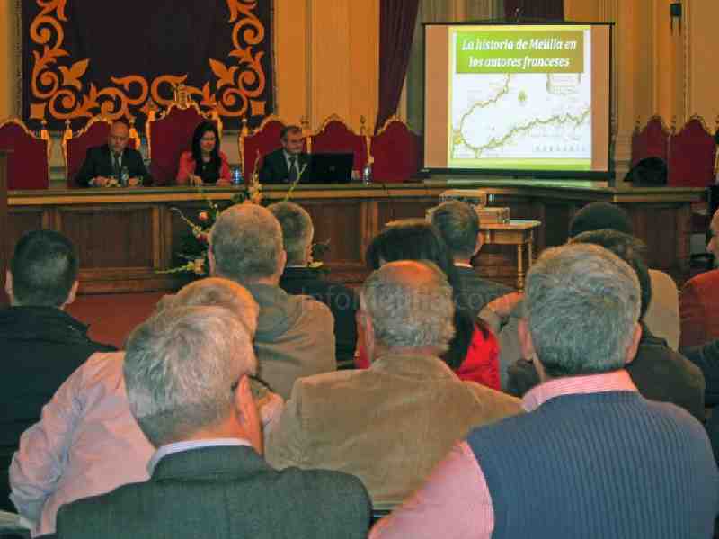 El salón dorado del Palacio de la Asamblea acoge estas jornadas durante los días 20, 21 y 22 de marz