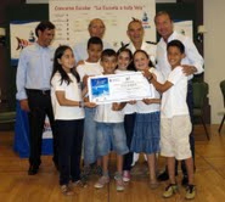 El "Velazquez" revalida el título del concurso escolar "La Escuela a toda Vela"