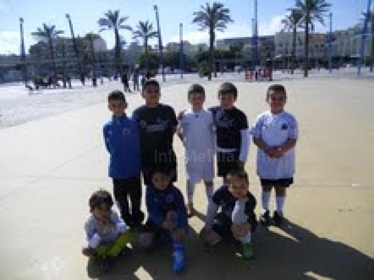 Unos 80 alumnos participan en una nueva "Jornada de Fútbol en la Calle"