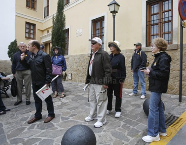 Cerca de 300 turistas ya habían contratado una visita guiada por Melilla la Vieja y por el ensanche
