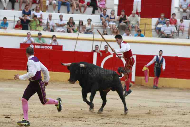 Tarde de arte en 'La Mezquita del Toreo' con un completo espectáculo de recortadores