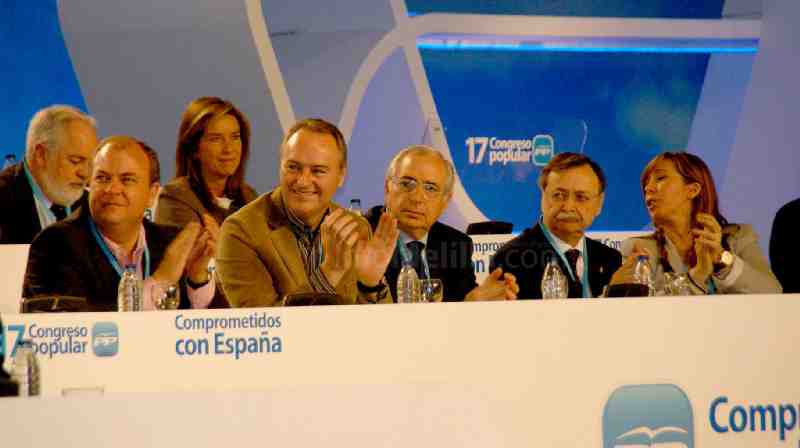 Imbroda califica de "éxito rotundo" el 17º Congreso del PP, cuyo mensaje ha supuesto una "dosis de moral" frente a la crisis