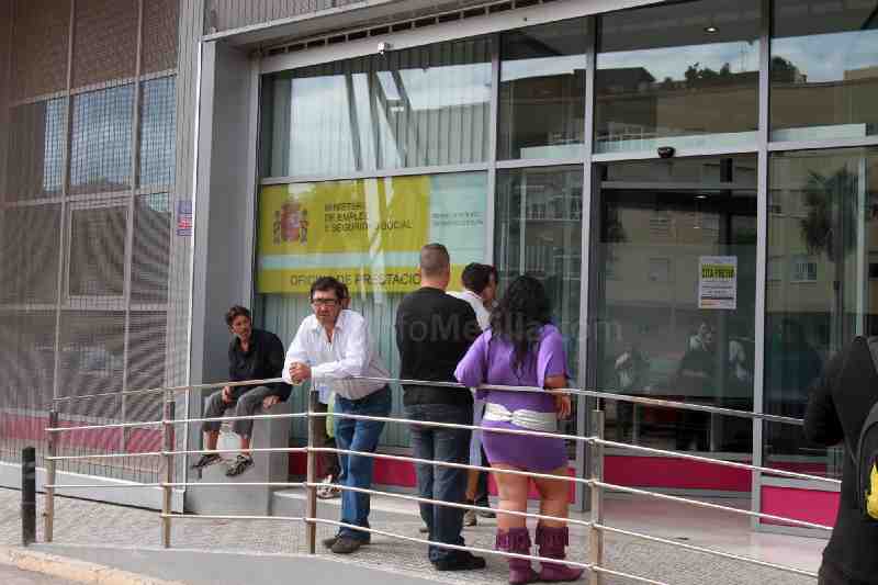 El paro sube el 2,1 por ciento en Melilla, que supera los 13.100 desempleados