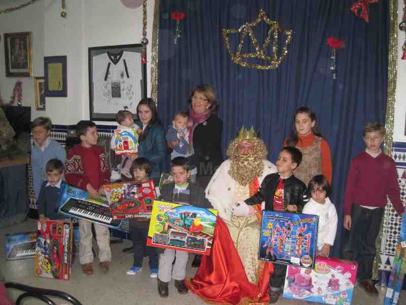 La Casa de Melilla en Sevilla celebra una calurosa jornada de Reyes Magos de Oriente