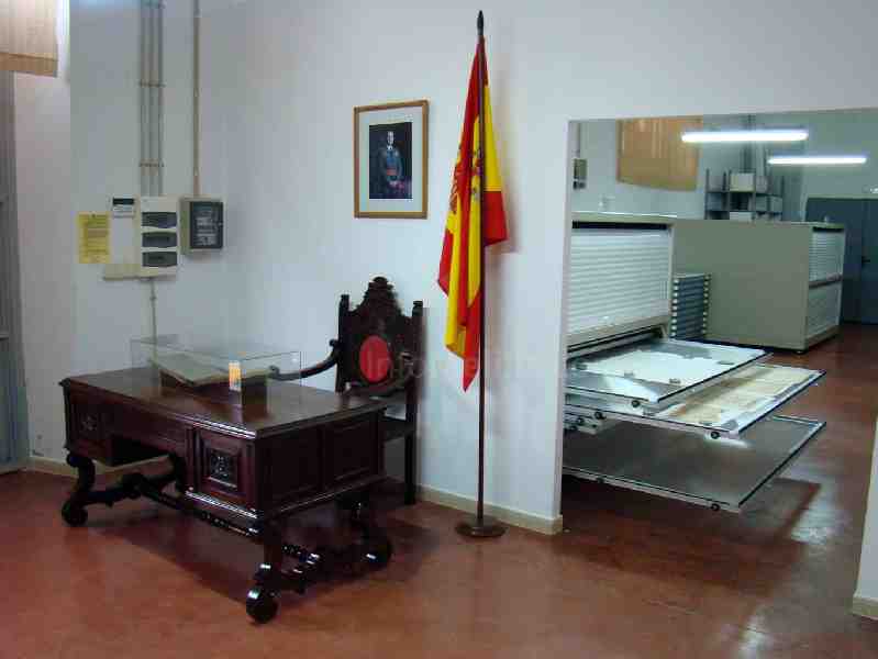 Aumenta el fondo documental del Archivo Militar de Melilla gracias a las donaciones