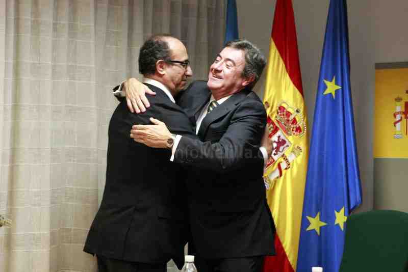 Delegación del Gobierno y Ciudad Autónoma arropan a Calzado en su toma de posesión