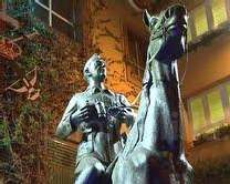 Concluyen los trabajos de restauración de la estatua ecuestre de Franco
