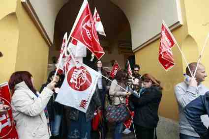 UGT y CCOO piden a la CEME que reflexione sobre su postura