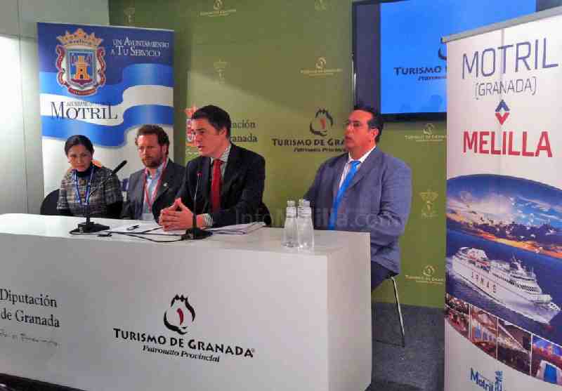 Rubricado de la firma del convenio entre los camping de la Costa Tropical, el alcalde de Motril y e