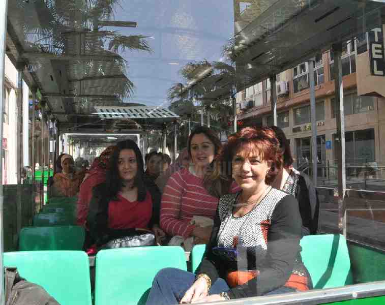 Las alumnas de ASSFRO ha compartido con sus hijos el viaje