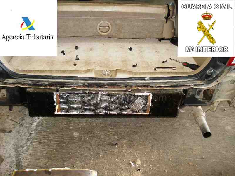 Siete detenidos e intervenidos 156 kilos de hachís en Melilla