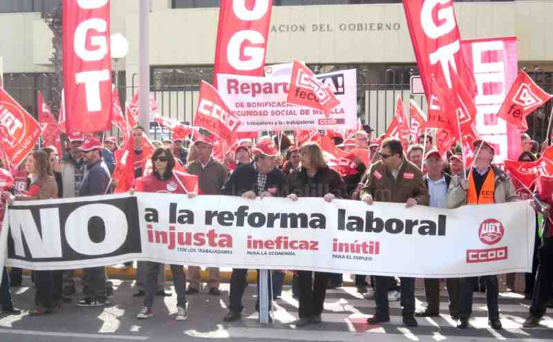 Los sindicatos inician las movilizaciones contra una reforma laboral que supone "una declaración de guerra a los trabajadores"
