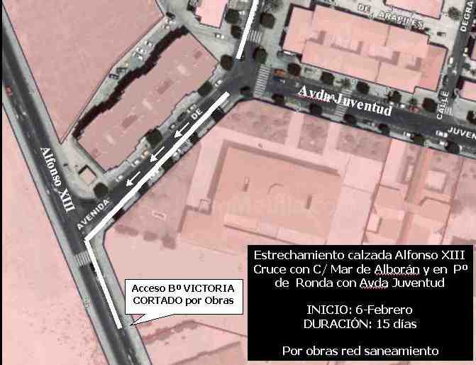 Las obras en el Barrio de la Victoria provocan nuevos estrechamientos de calzada