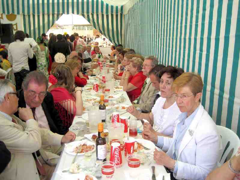 La Casa de Melilla en Sevilla disfruta de la Feria de Abril