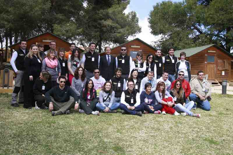 Foto de familia de los alumnos y los monitores