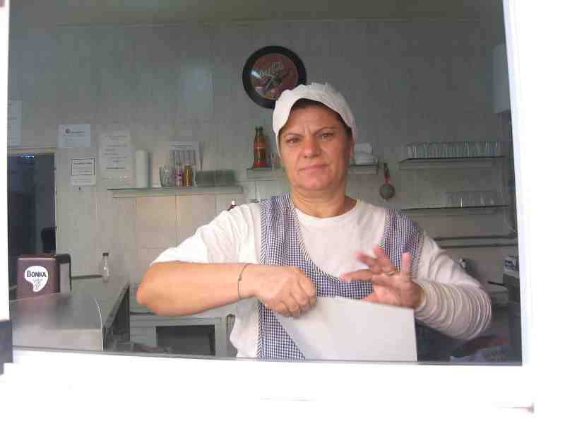 Los churros de Cabrerizas cotizan al alza en tiempos de crisis e imaginación