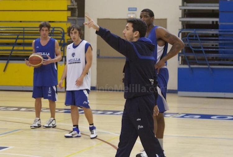 El Melilla Baloncesto comenzó en la tarde del martes la preparación del tercer partido de Playoffs