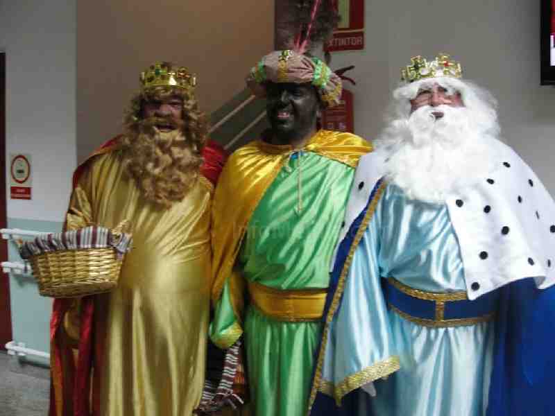 Centro Social de Mayores: Broche de oro para una Navidad compartida entre abuelos y nietos