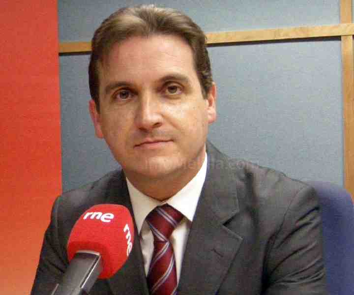 Gregorio Escobar, durante la entrevista en RNE