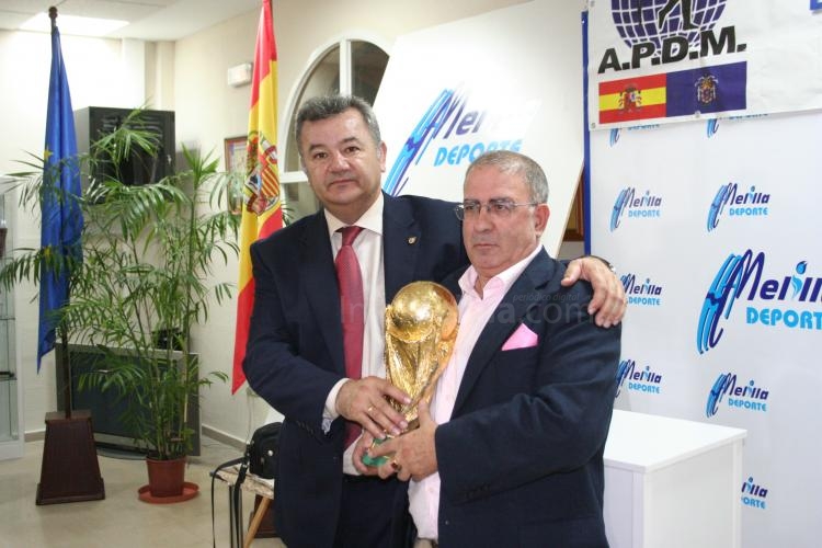 Deporte/Sociedad: Las Copas del Mundo y Europa ganadas por España, de nuevo estarán en Melilla
