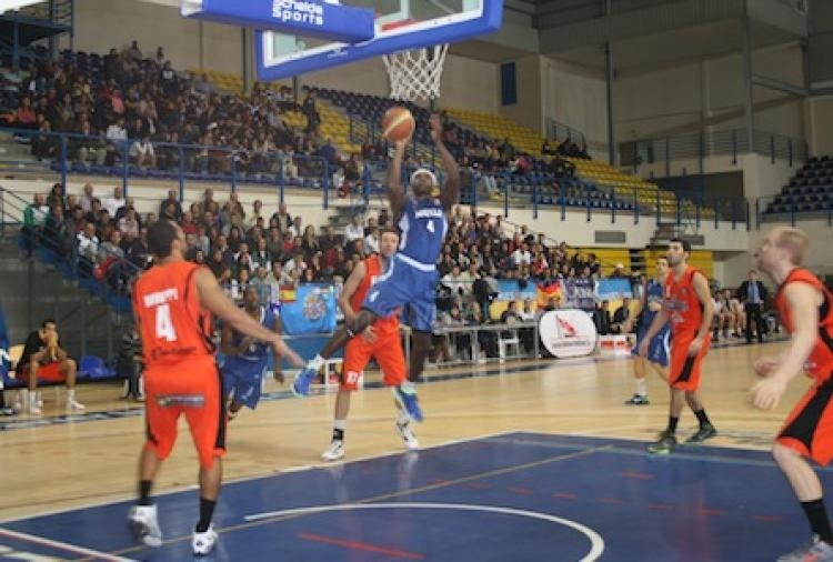El Melilla Baloncesto quiere cerrar el playoffs asaltando el Barris Nord