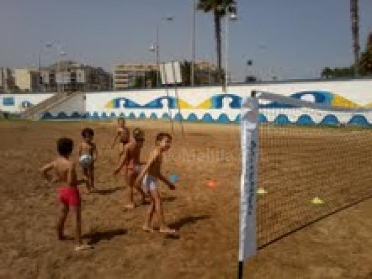 La Escuela de Fútbol echa el telón al curso 2011-2012 con la entrega de medallas