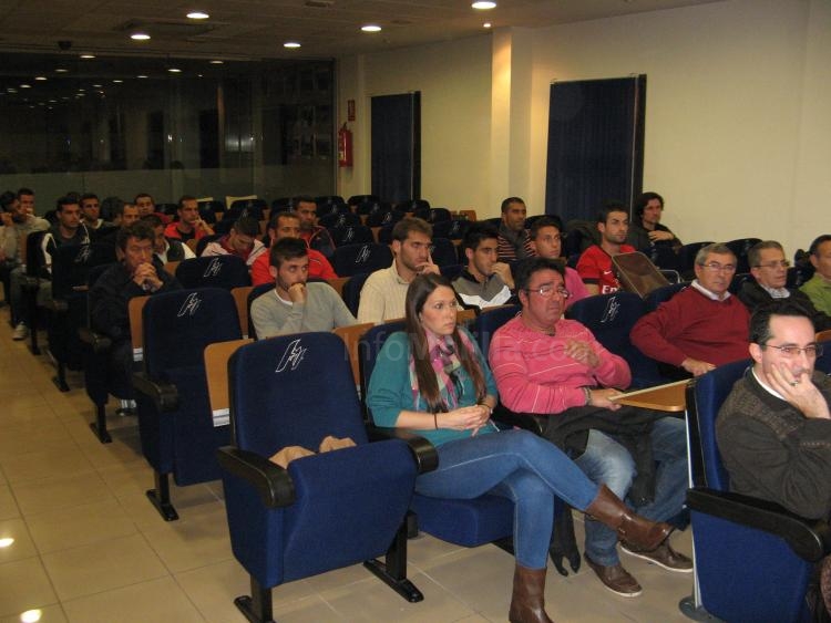 Presentados oficialmente los Cursos de Entrenador 2012-2013 de la FMF