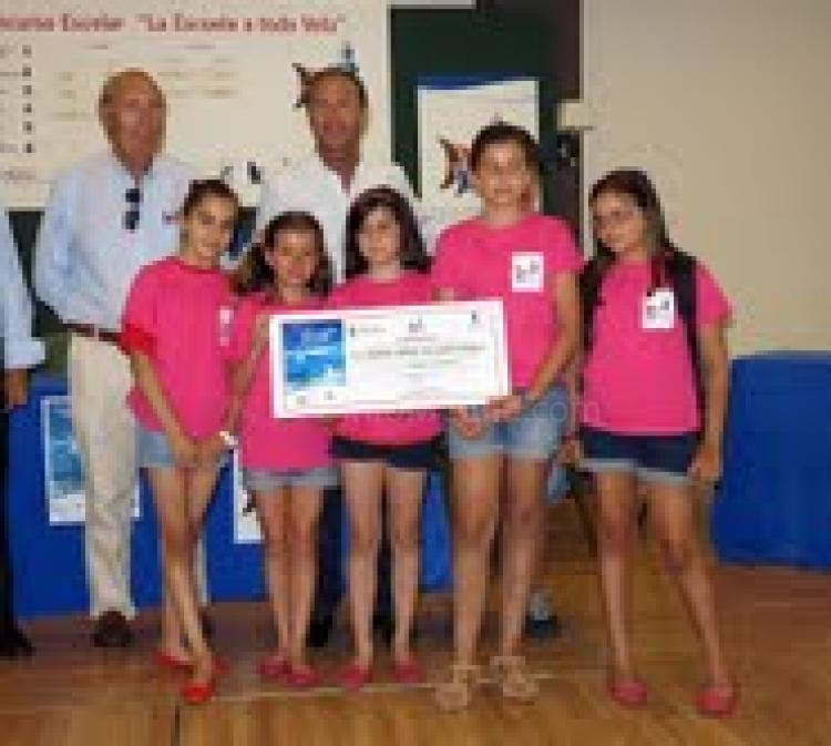 El "Velazquez" revalida el título del concurso escolar "La Escuela a toda Vela"
